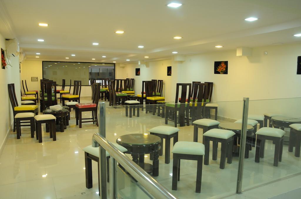 Hotel Executive Inn Vijayawāda Екстериор снимка