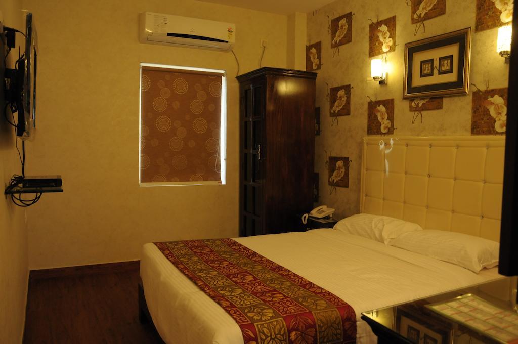 Hotel Executive Inn Vijayawāda Екстериор снимка